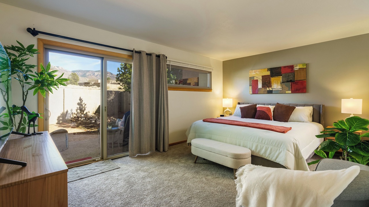 Photo of Bedroom in Sandia Heights South