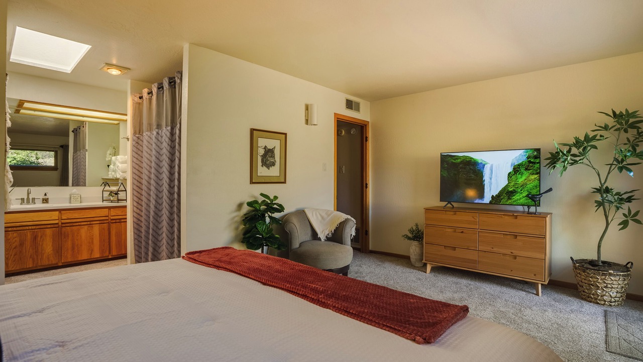 Photo of Bedroom in Sandia Heights South