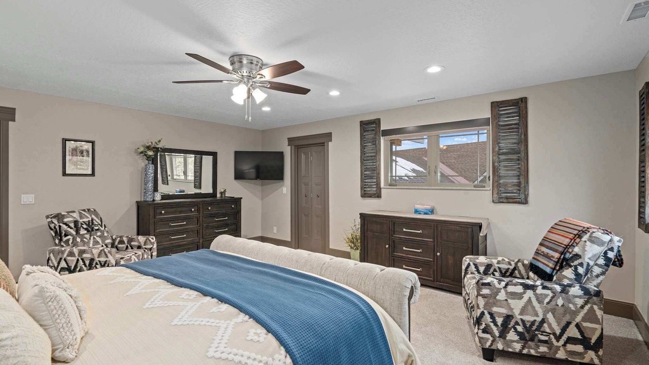 Photo of Bedroom in Timber Lakes