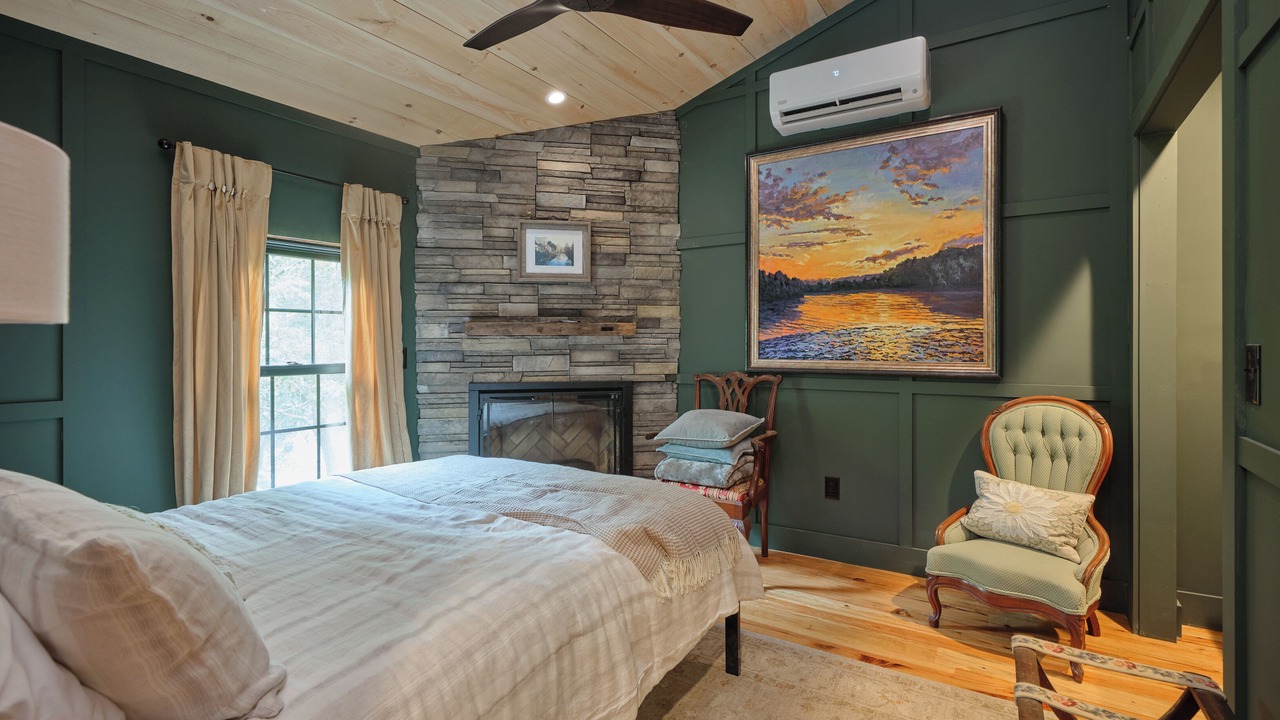 Photo of Bedroom in Danboro