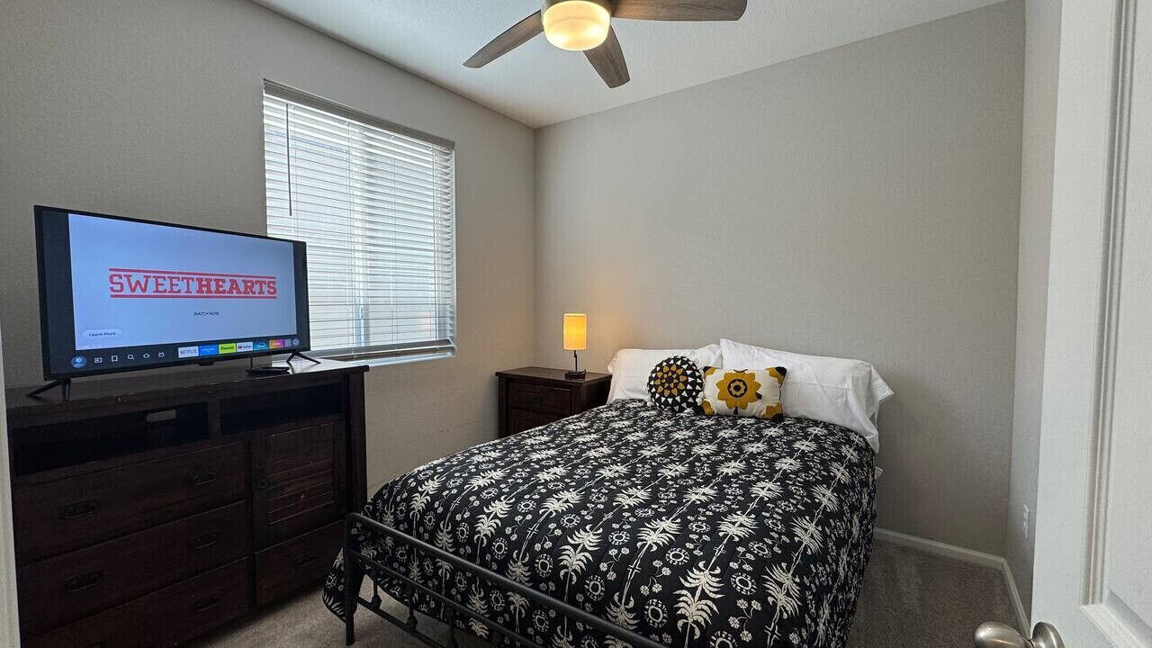 Photo of Bedroom in Commerce City