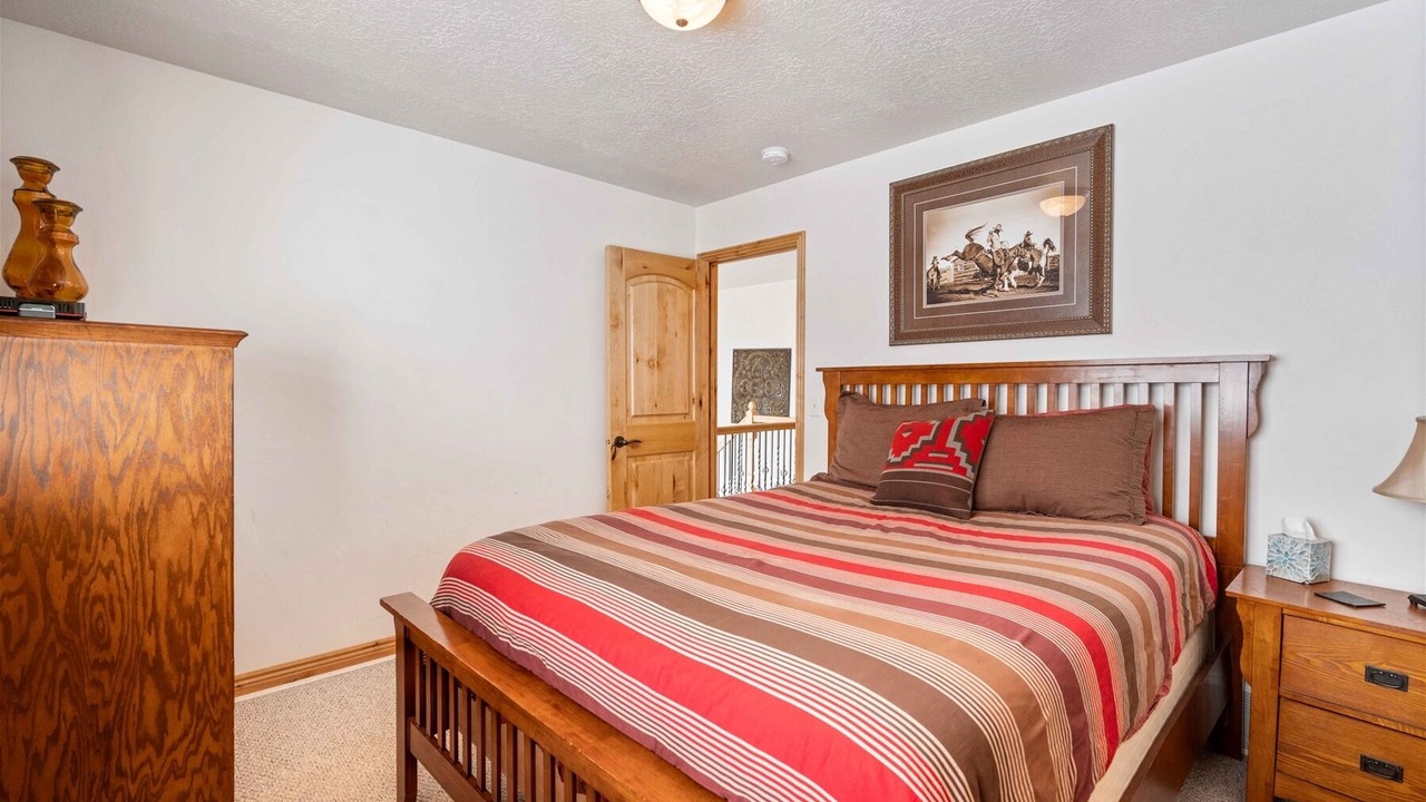 Photo of Bedroom in Wolf Creek