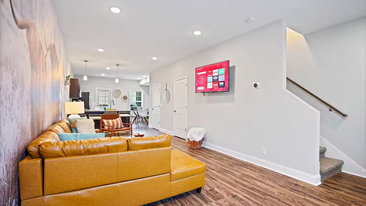 Photo of Livingroom in Clarksville
