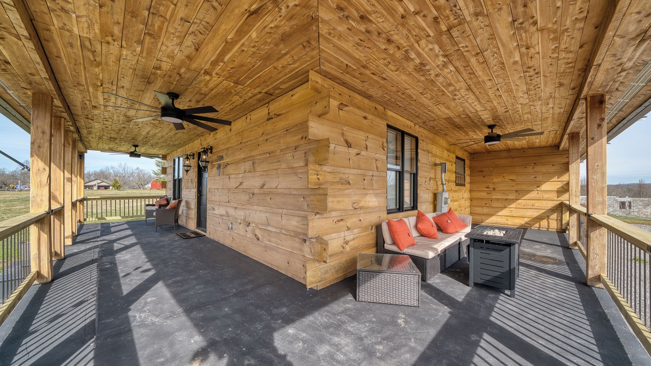 Photo of Patio Balcony in Crossville