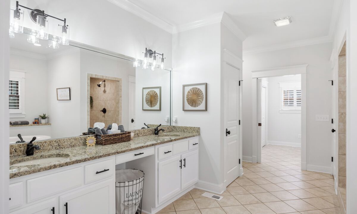 Photo of Bathroom in Bethpage