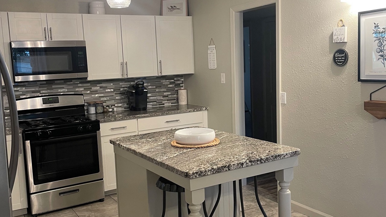 Photo of Kitchen in Alamogordo