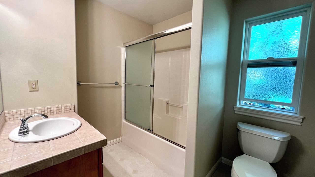 Photo of Bathroom in Sunnyside