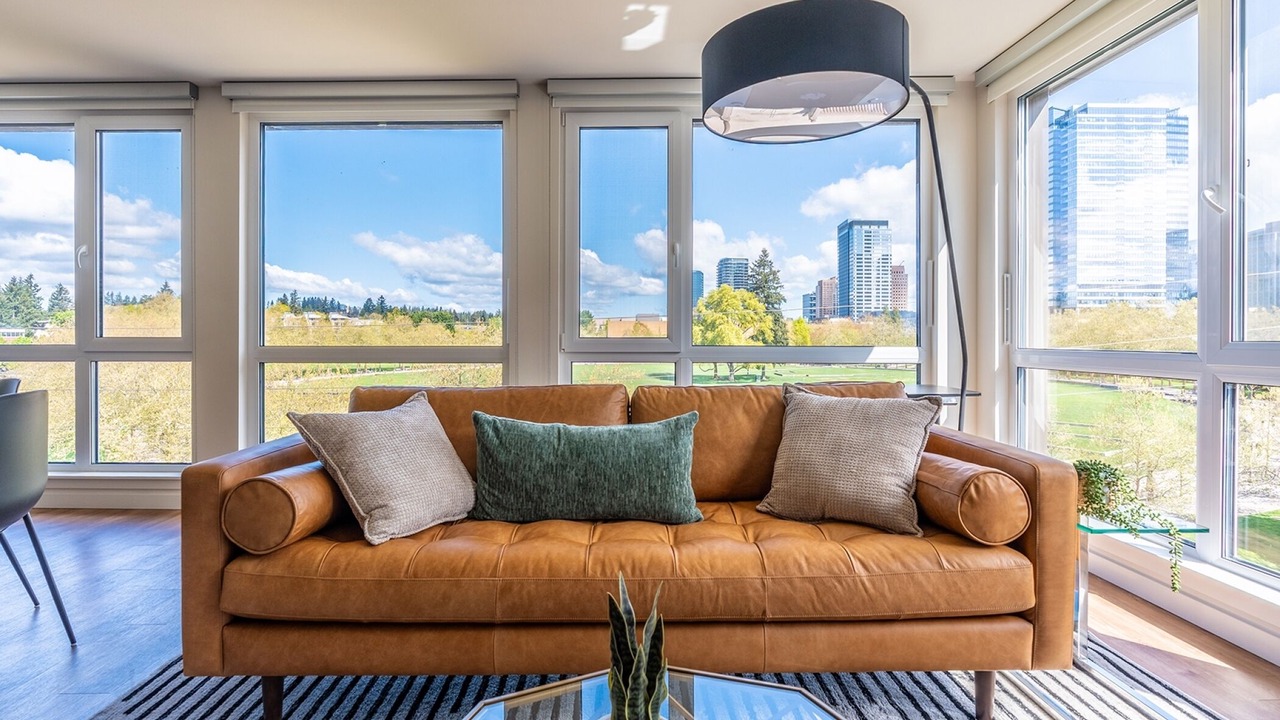 Photo of Livingroom in West Bellevue