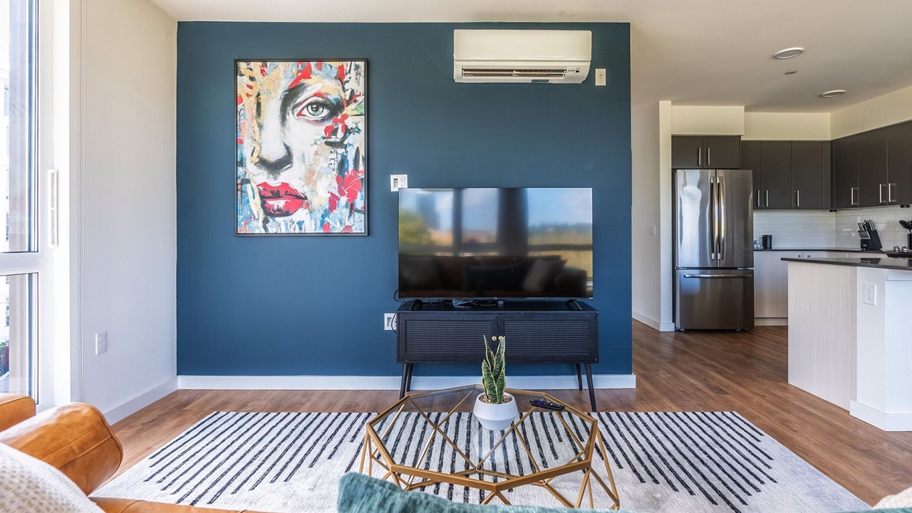 Photo of Livingroom in West Bellevue