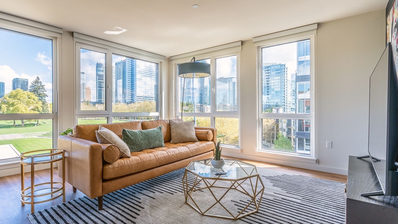 Photo of Livingroom in West Bellevue