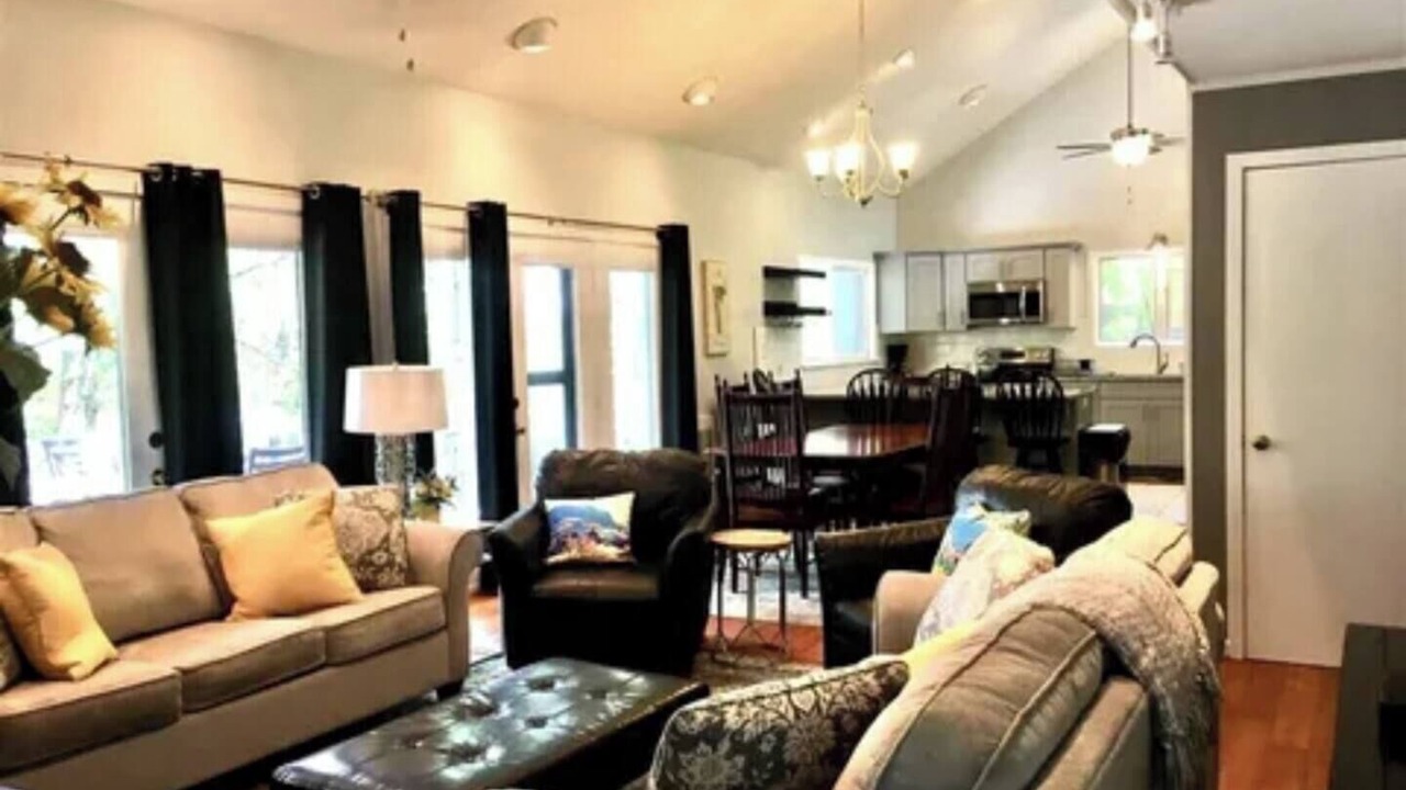 Photo of Livingroom in Treeloft