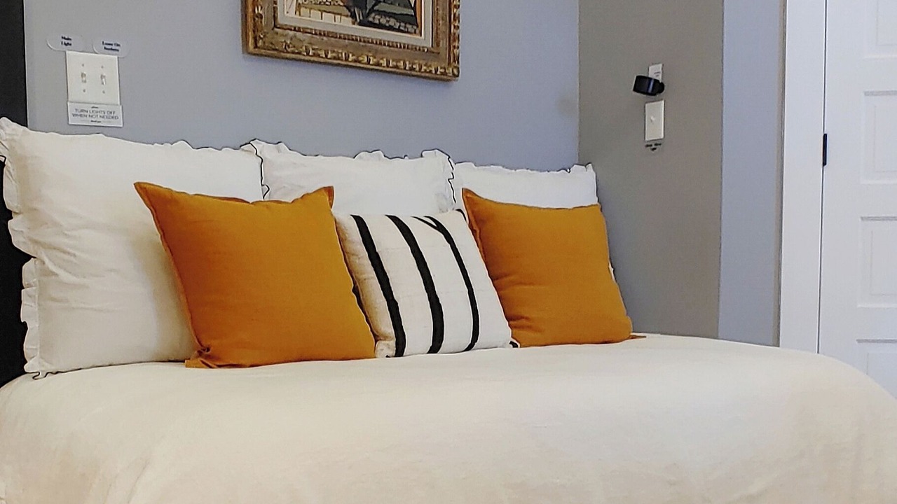 Photo of Bedroom in Amherst