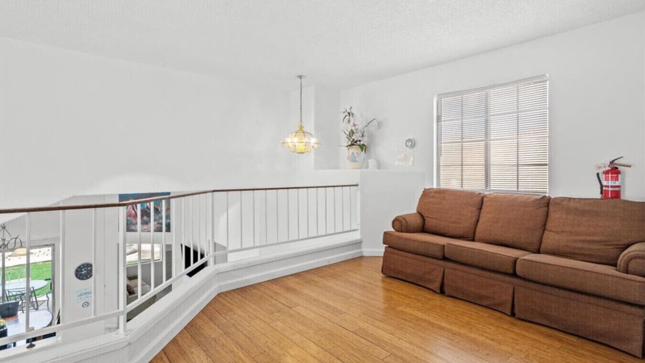 Photo of Livingroom in Summerlin