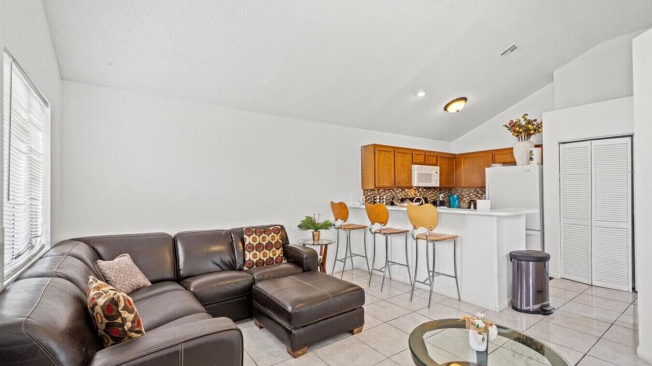 Photo of Livingroom in Summerlin