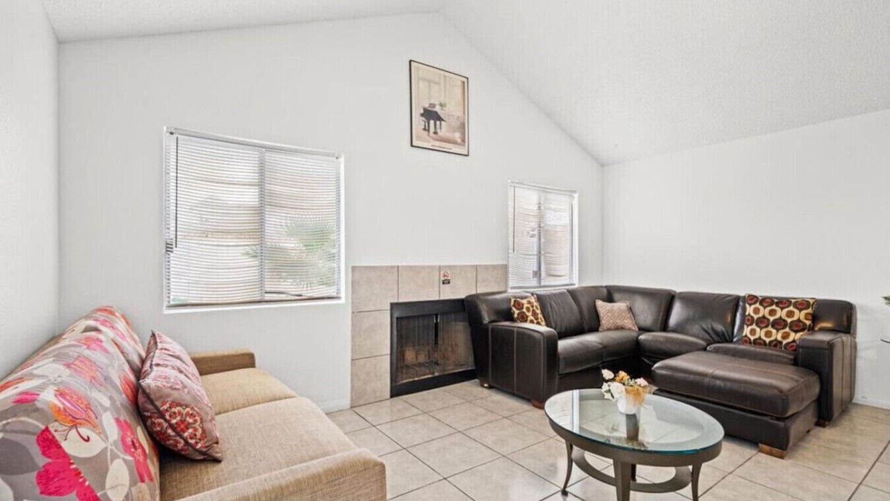 Photo of Livingroom in Summerlin