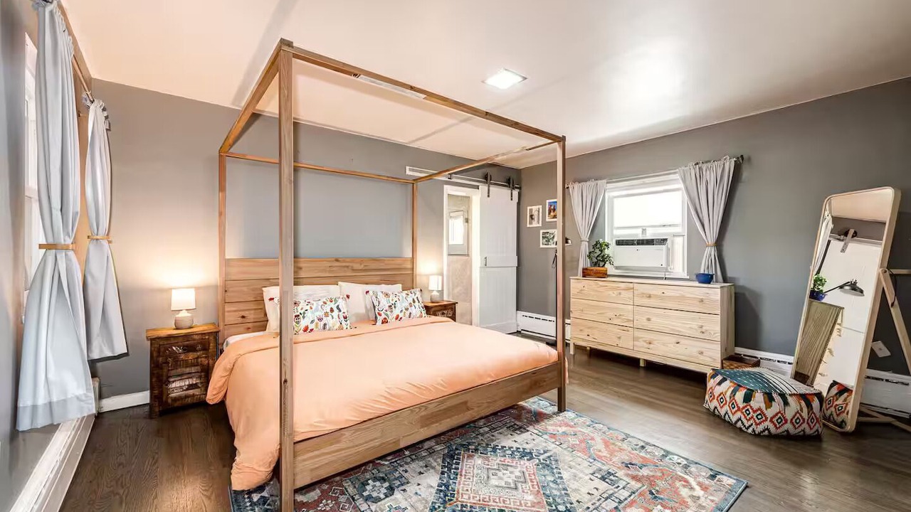 Photo of Bedroom in Barths