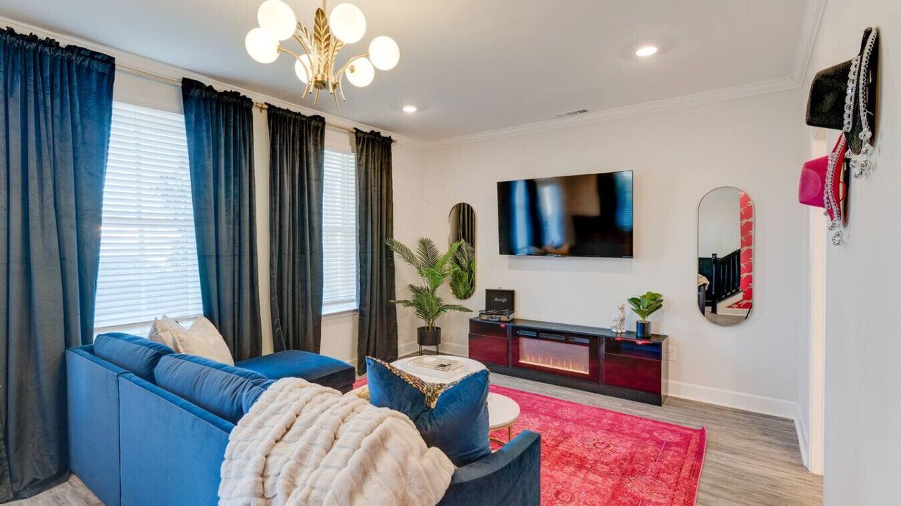 Photo of Livingroom in The Nations