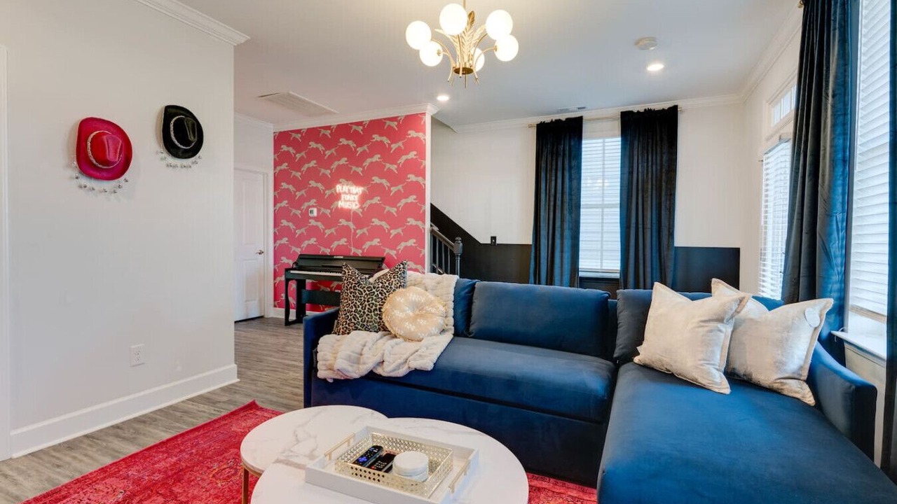 Photo of Livingroom in The Nations