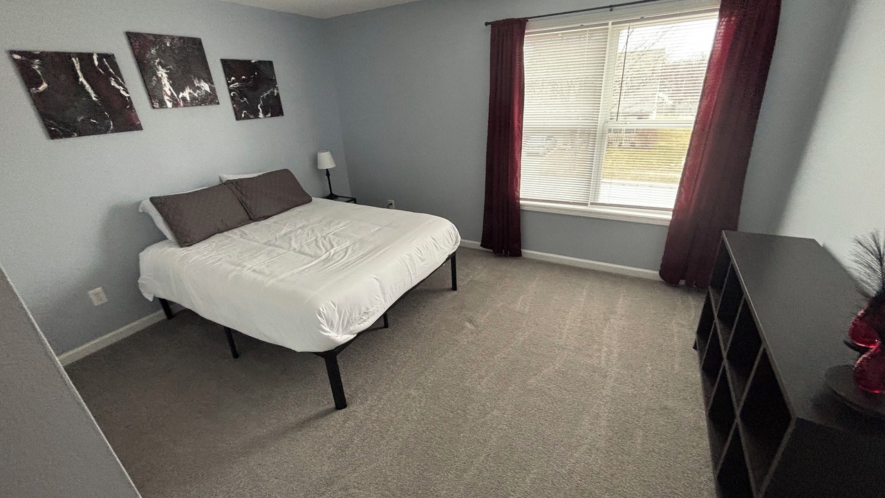 Photo of Bedroom in Noblesville
