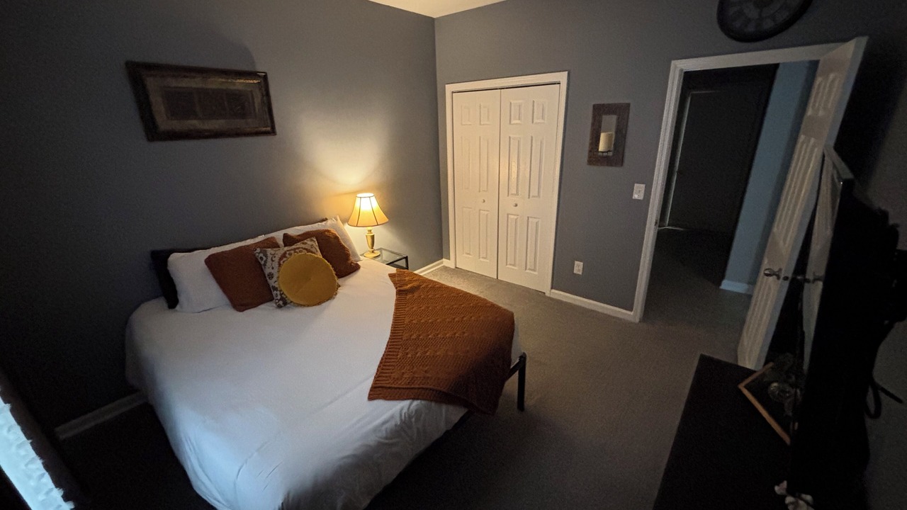 Photo of Bedroom in Noblesville