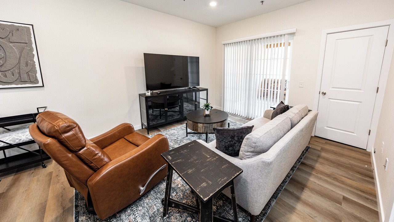 Photo of Livingroom in Mountain Shadows