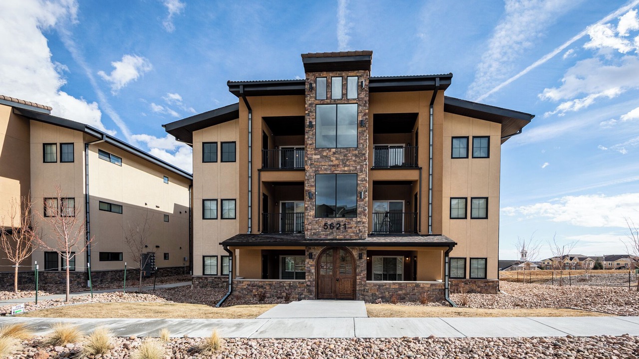Photo of Outdoor in Mountain Shadows