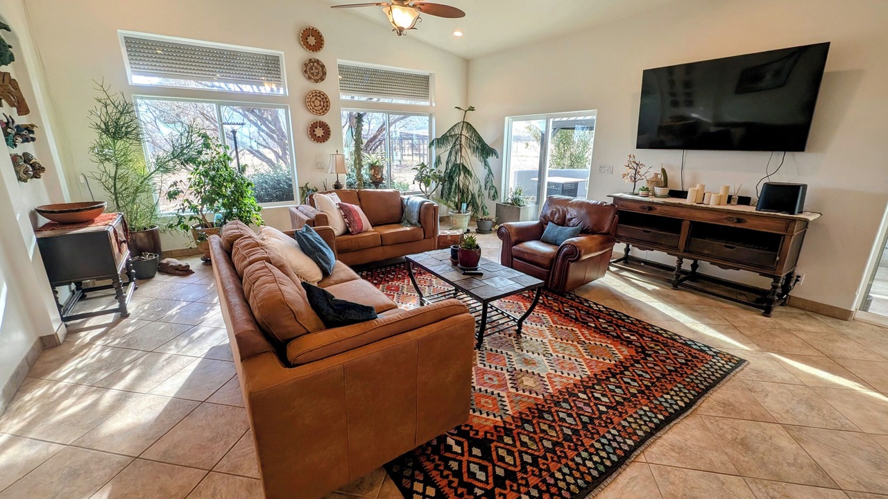 Photo of Livingroom in Cochise
