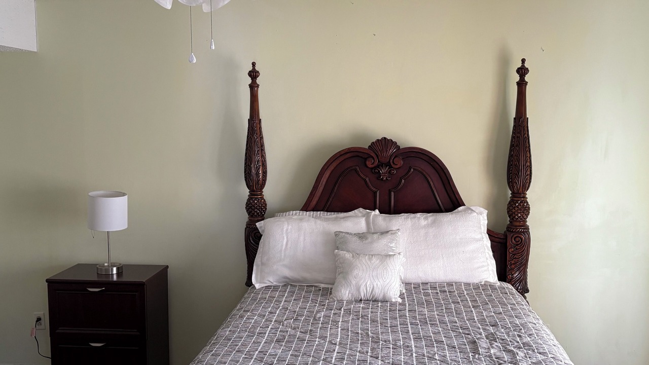 Photo of Bedroom in Normal