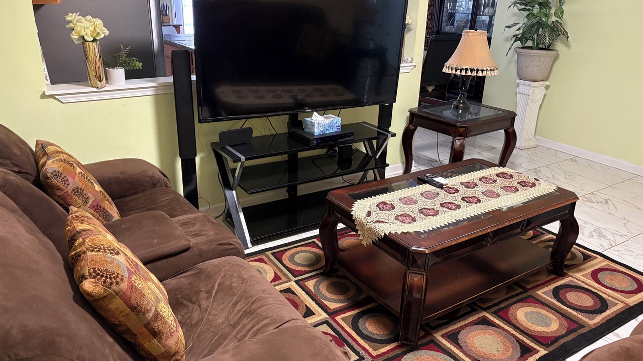 Photo of Livingroom in Normal