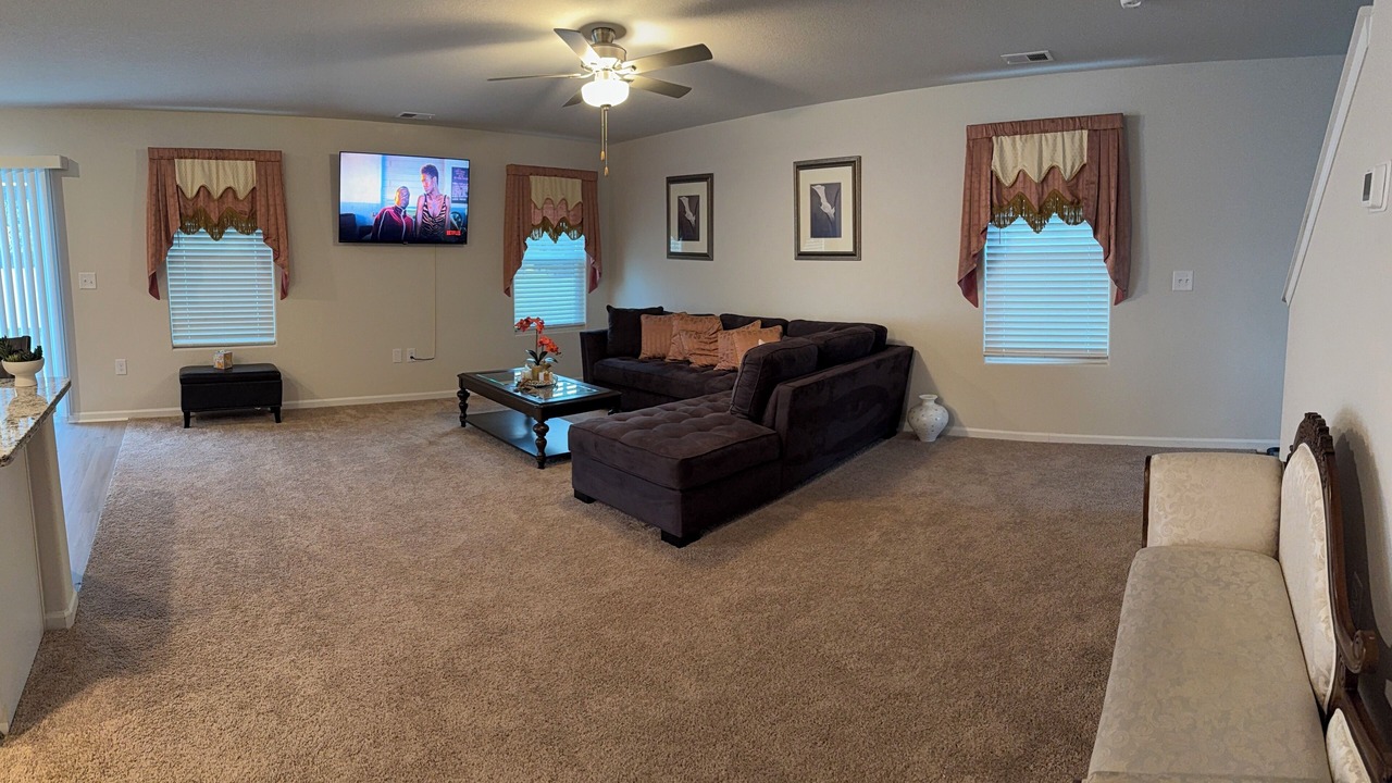 Photo of Livingroom in Paw Creek