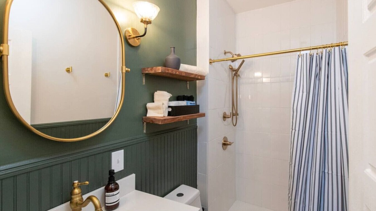 Photo of Bathroom in Little Italy