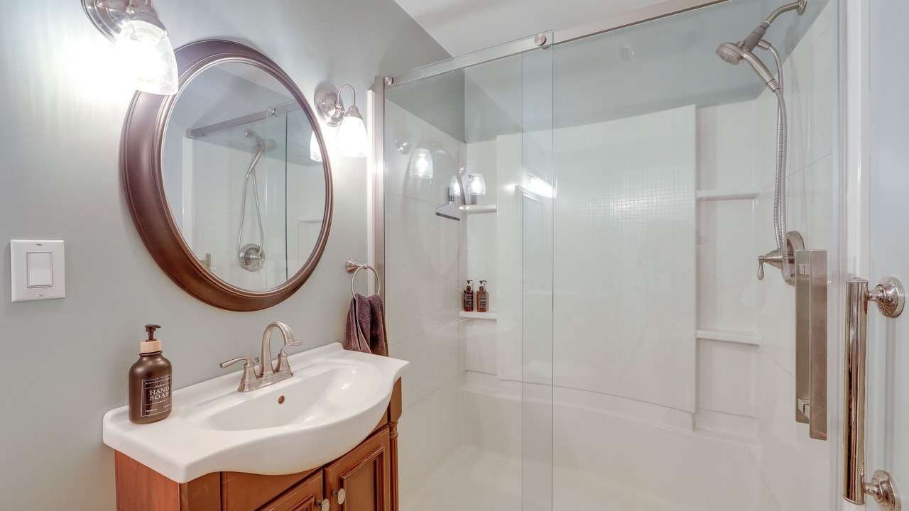 Photo of Bathroom in West Eaton