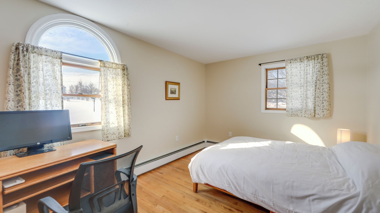 Photo of Bedroom in West Eaton
