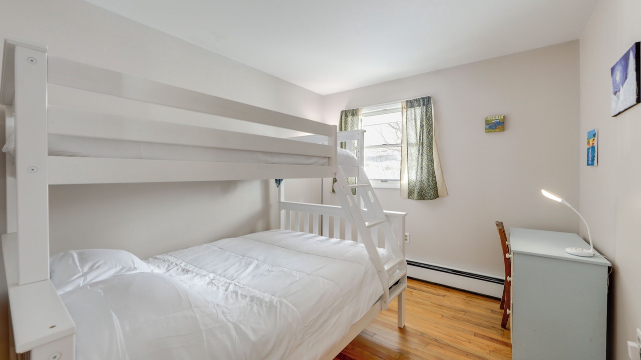 Photo of Bedroom in West Eaton