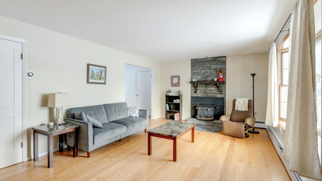 Photo of Bedroom in West Eaton