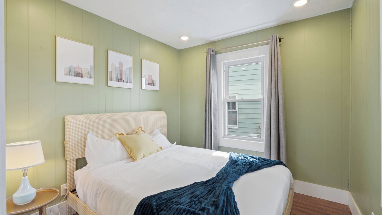 Photo of Bedroom in Medford