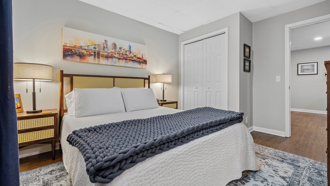 Photo of Bedroom in Inglewood