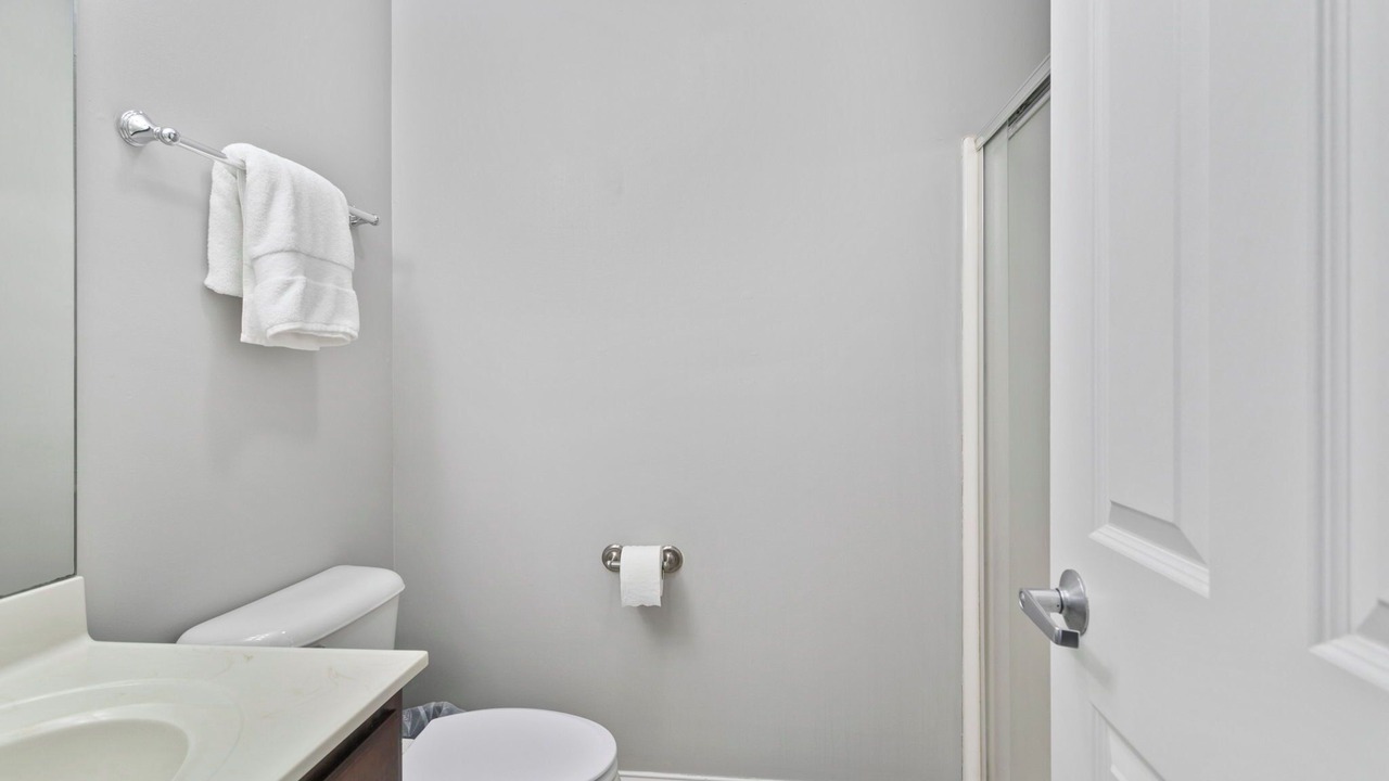Photo of Bathroom in Roseland