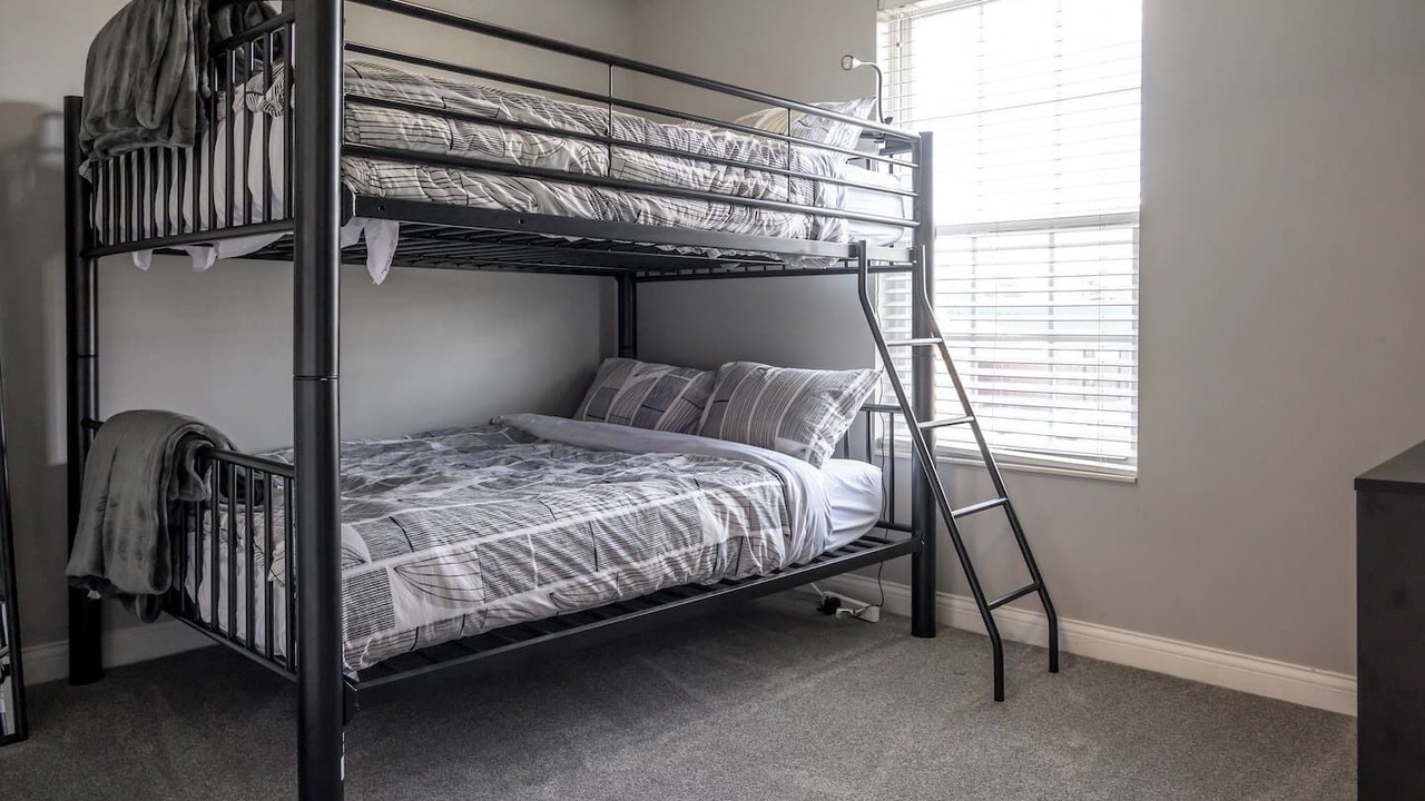 Photo of Bedroom in Roseland