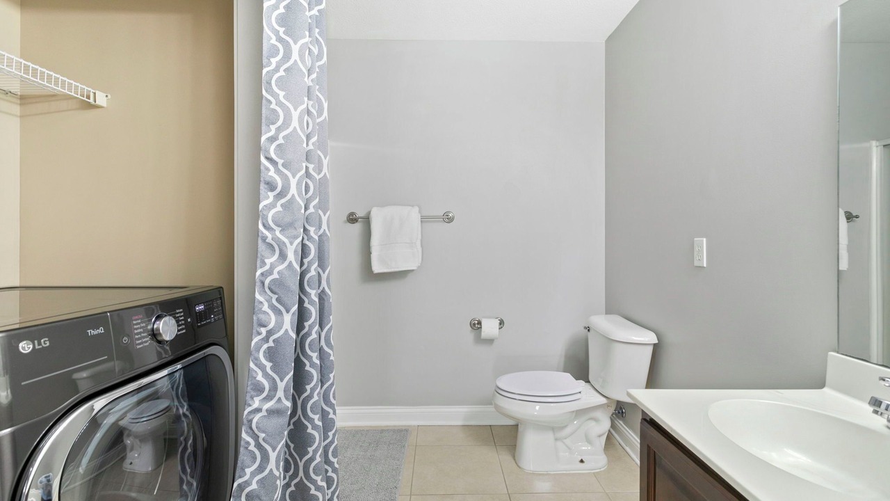 Photo of Bathroom in Roseland