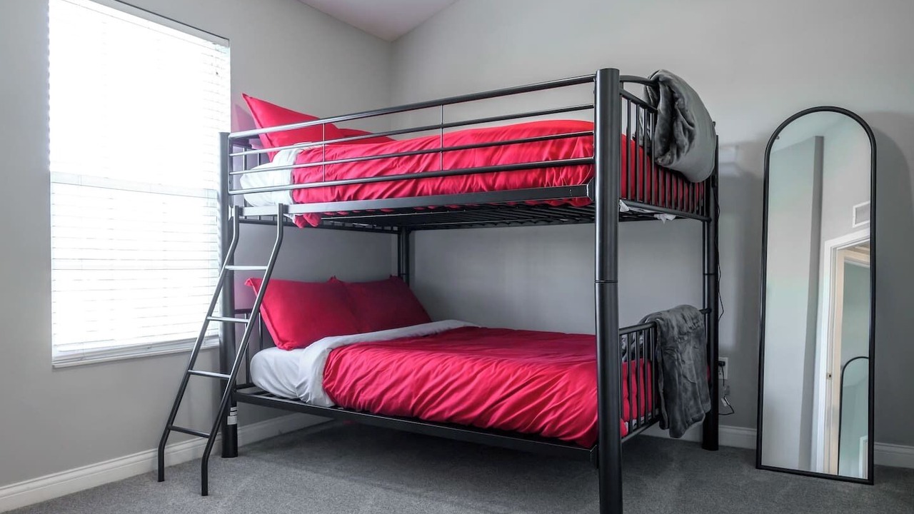 Photo of Bedroom in Roseland