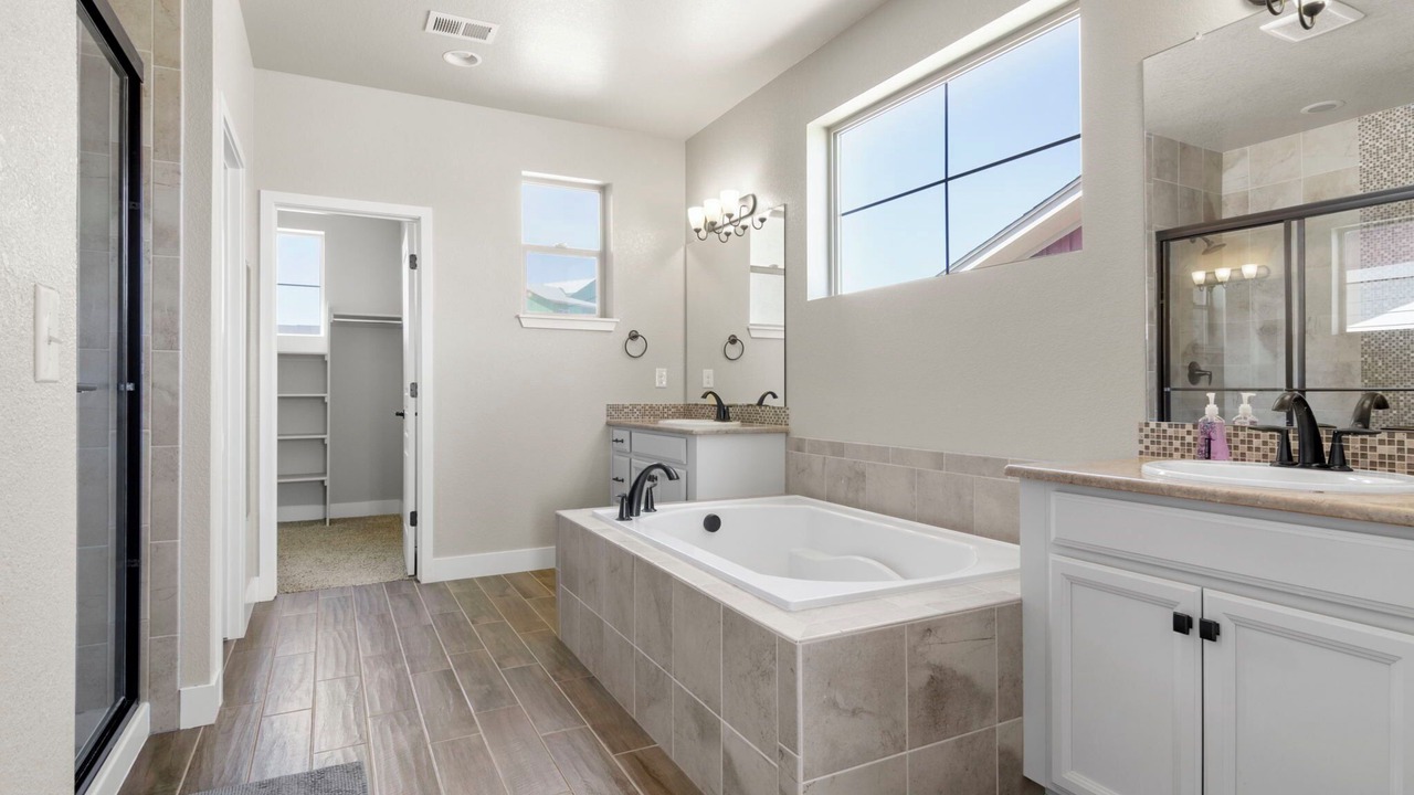 Photo of Bathroom in Arvada