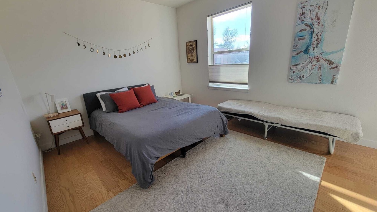 Photo of Bedroom in Glenwood Grove - North Iris