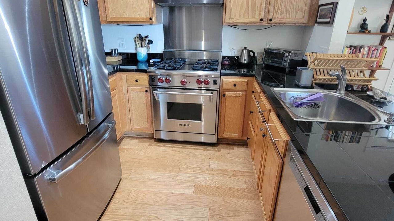 Photo of Kitchen in Glenwood Grove - North Iris