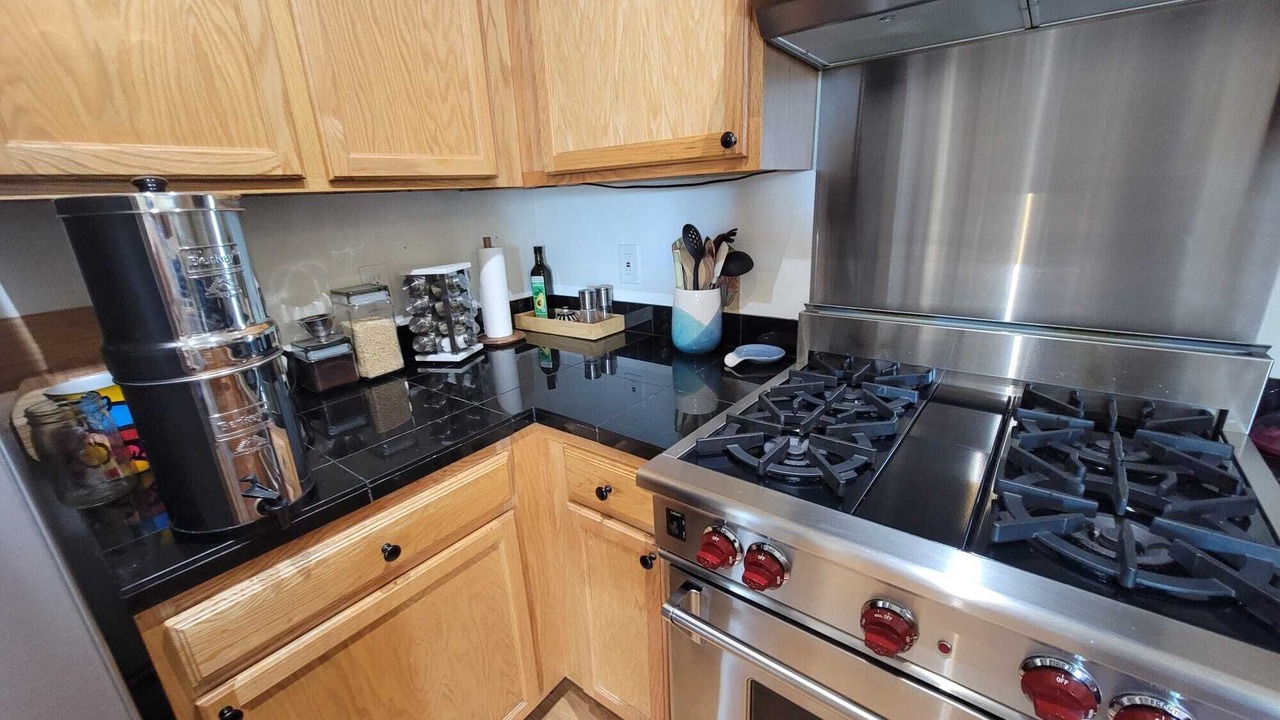 Photo of Kitchen in Glenwood Grove - North Iris