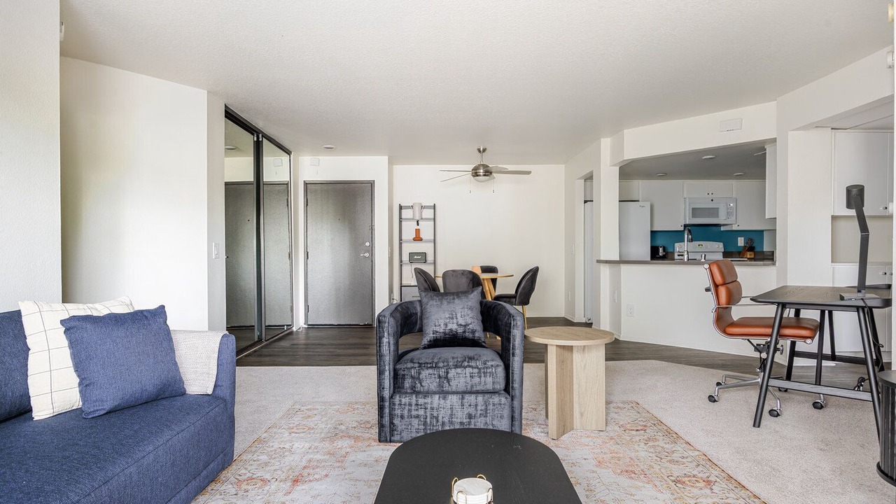 Photo of Livingroom in Studio City