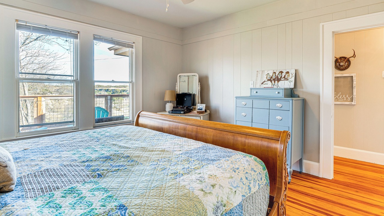 Photo of Bedroom in Spicewood