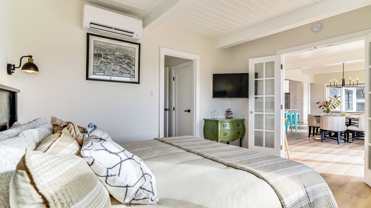 Photo of Bedroom in Warrenton
