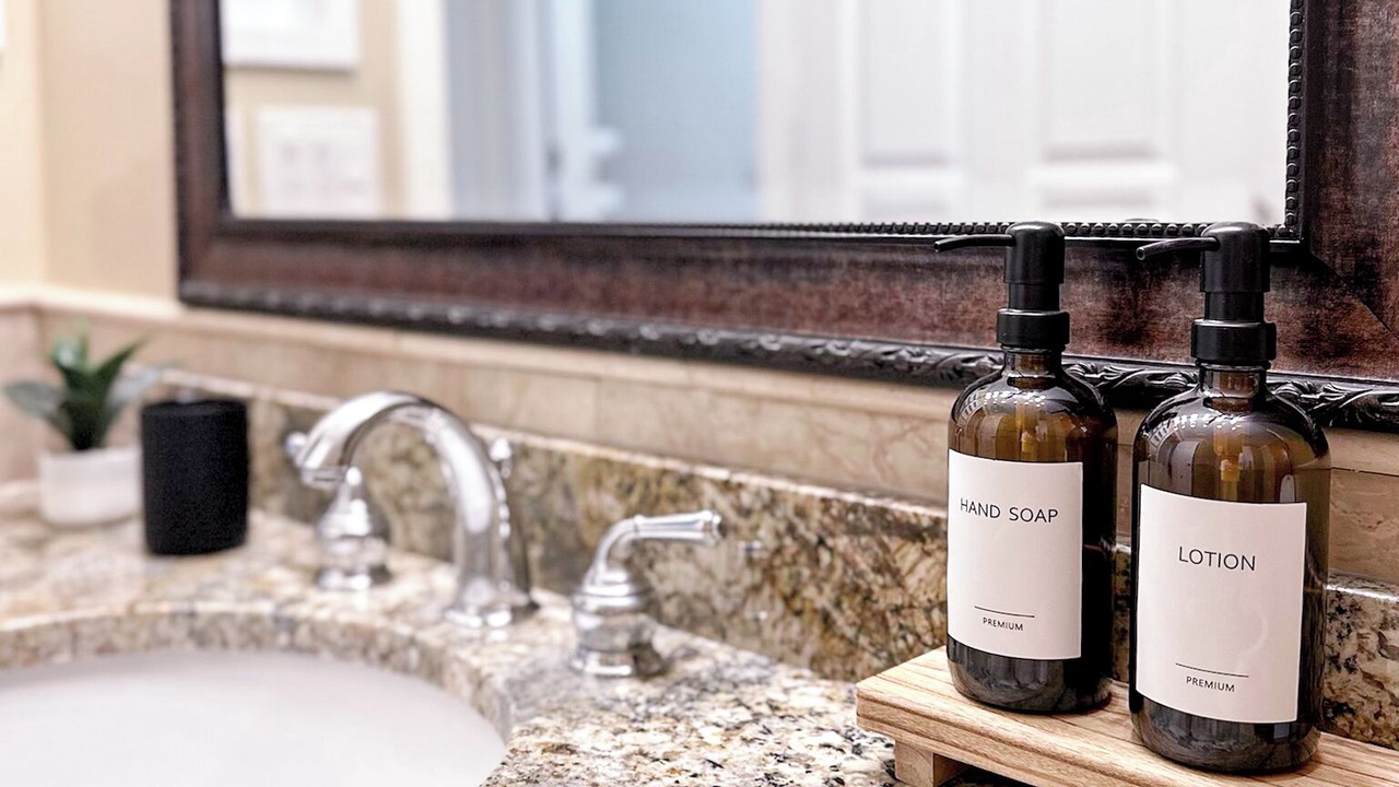 Photo of Bathroom in Kenmore