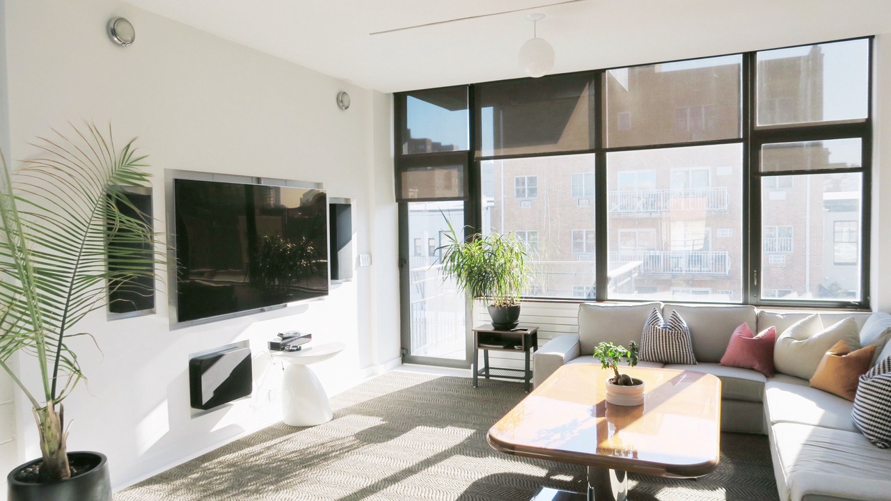 Photo of Livingroom in Hunters Point